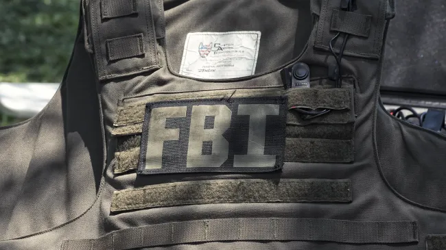 fbi_vest
